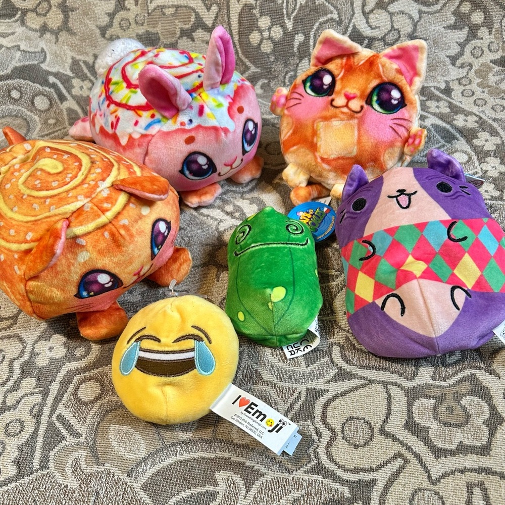 2 Cats VS Pickles Bean Bags, 3 Cookeez (Bunny & 2 Cats) & 1 Emoji 😂 Bean Bag